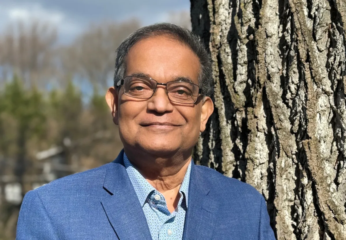 Foto Amitav Acharya